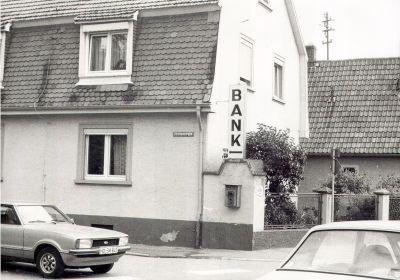 1980-1998: Polizeiposten im Vorderhaus der Raiffeisenbank