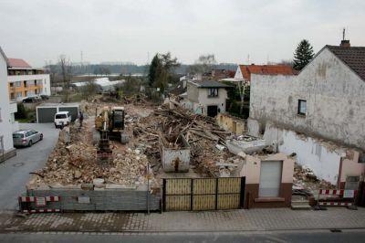 Gebudebestand in der Hauptstrae 71 bis 73 ist abgerissen