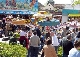 Sonnenstrahlen und Freifahrten fllen Festplatz
