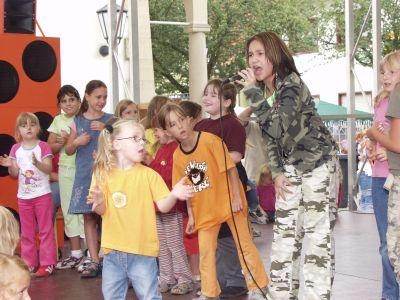 Kim Steiner beim Reilinger Straenfest