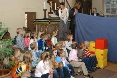 Schulanfngergottesdienst in der evangelischen Kirche