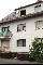 Aus diesem Haus strzte das Kind zu Tode