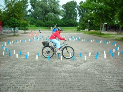 Konzentration beim Fahrradturnier 