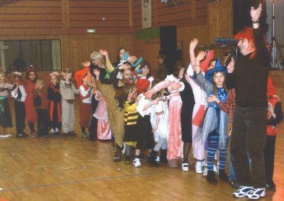 Alle wurden von der Mohrenkopfpolonaise mitgerissen