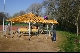 Der Pavillon nimmt Farbe an