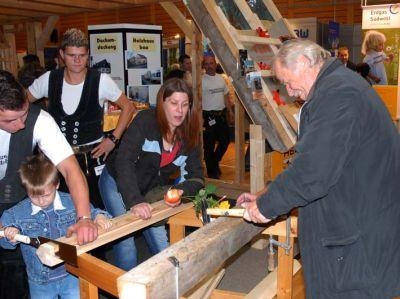 Knapp 50 Aussteller zogen tausende Besucher an