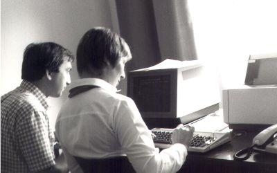 Erstes Datenerfassungsgert im Reilinger Rathaus