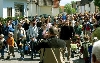 Viele Eltern begleiteten den Umzug