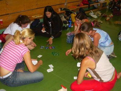 Jugendliche beim Spiel