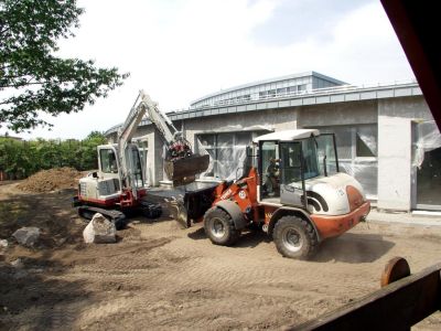 Auenanlagearbeiten im neuen Kindergarten